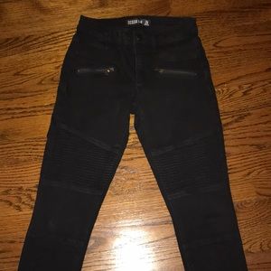 Design Lab • Black Skinny Moto Jeans